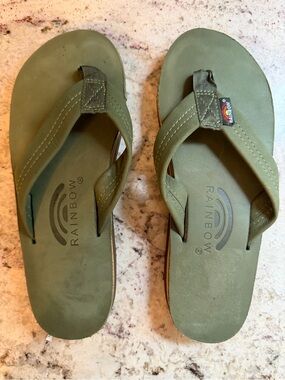 New $89 Rainbow Double Layer Arch Womens M 6.5-7.5 Olive Green Flip Flop Sandals